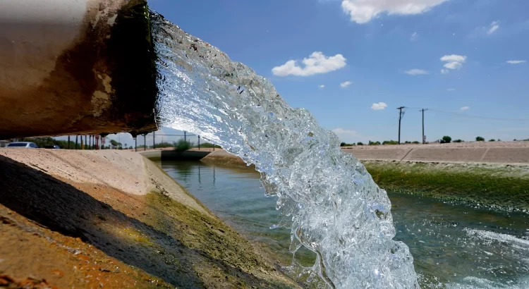 Acuerdo de intercambio de agua impulsa la cooperación entre Scottsdale y Tucson