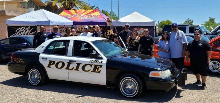 La Policía de Tucson se acerca a la comunidad a través de un proyecto de automóvil lowrider