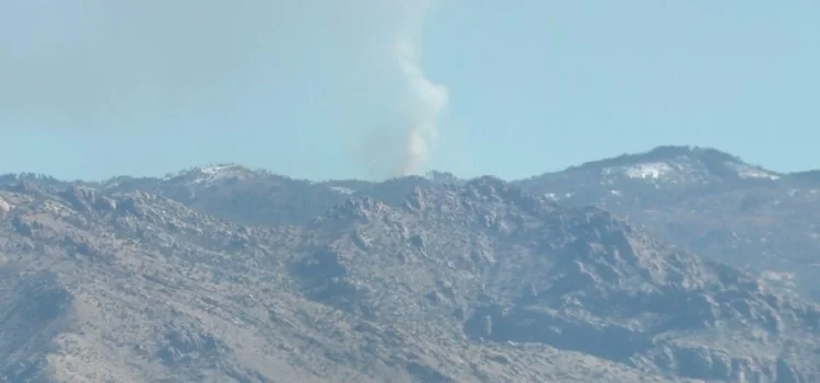 Inician quema controlada en Montañas Catalina para la gestión de incendios