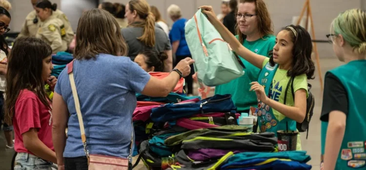 Materiales escolares se donarán en el Tucson Convention Center este Jueves