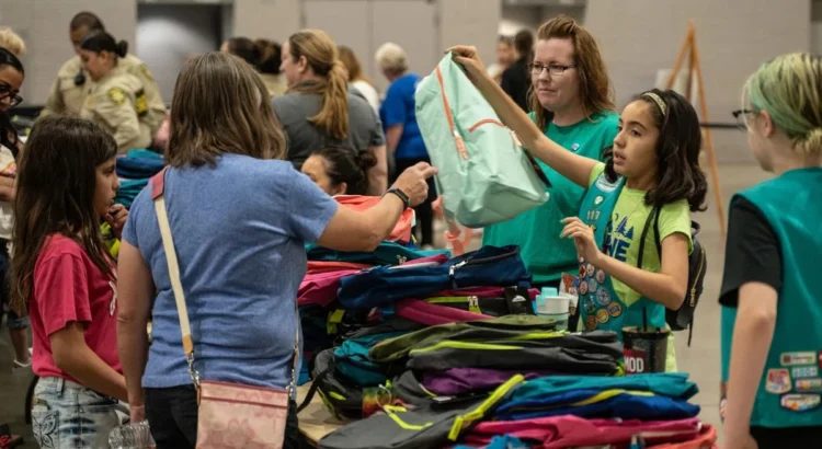 Materiales escolares se donarán en el Tucson Convention Center este Jueves