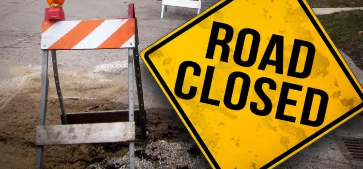 Reparaciones de emergencia de la línea de agua provocan el cierre de una carretera en Tucson