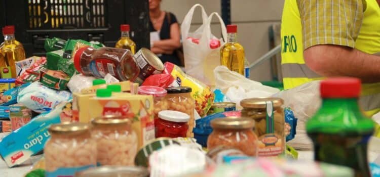 El banco de alimentos de Tucson necesita ayuda de la comunidad para cubrir la escasez