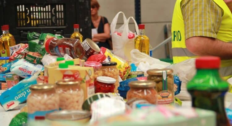 El banco de alimentos de Tucson necesita ayuda de la comunidad para cubrir la escasez
