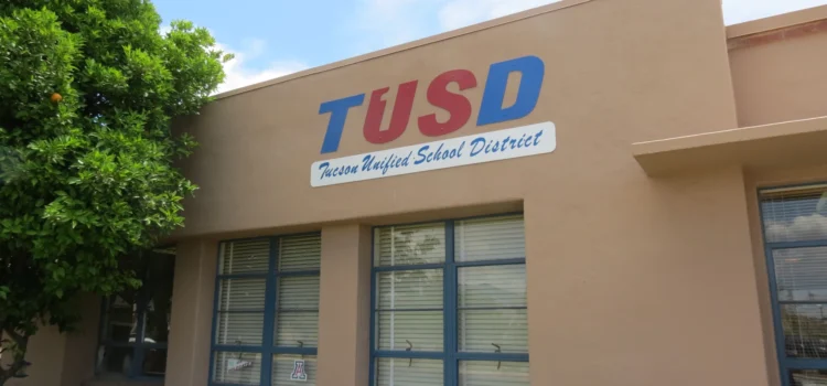 El Distrito Escolar Unificado de Tucson firma un acuerdo para reducir las pruebas estandarizadas
