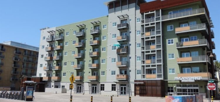 La ciudad de Tucson recibe premio estatal por nuevas viviendas modernas y asequibles