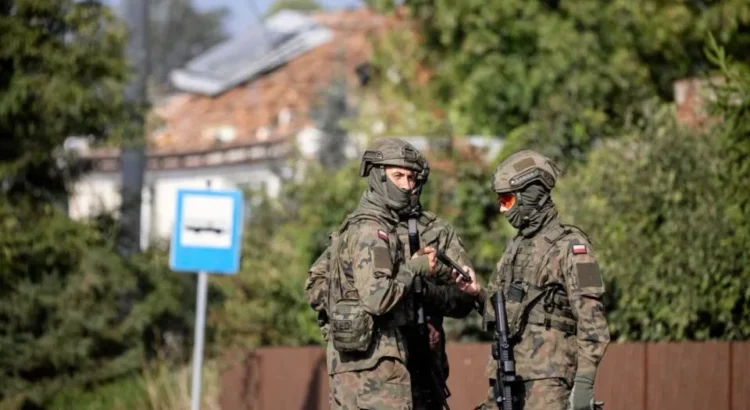 Polonia afirma que derribó drones rusos tras una violación de su espacio aéreo “sin precedentes”