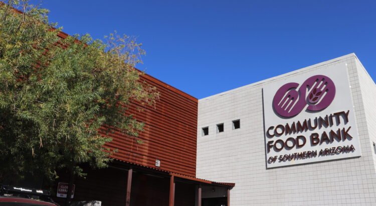 Banco de alimentos comunitario en Tucson busca donaciones para el Día de Acción de Gracias