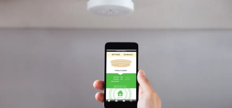 Instalación gratuita de detectores de humo para residentes del sur de Tucson